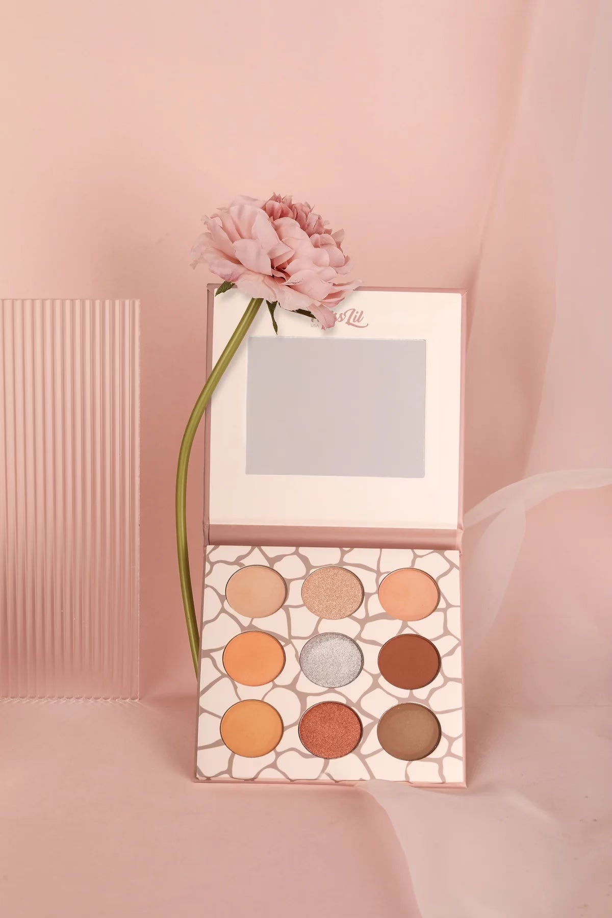 Miss Lil - Nude Eyeshadow Palette
