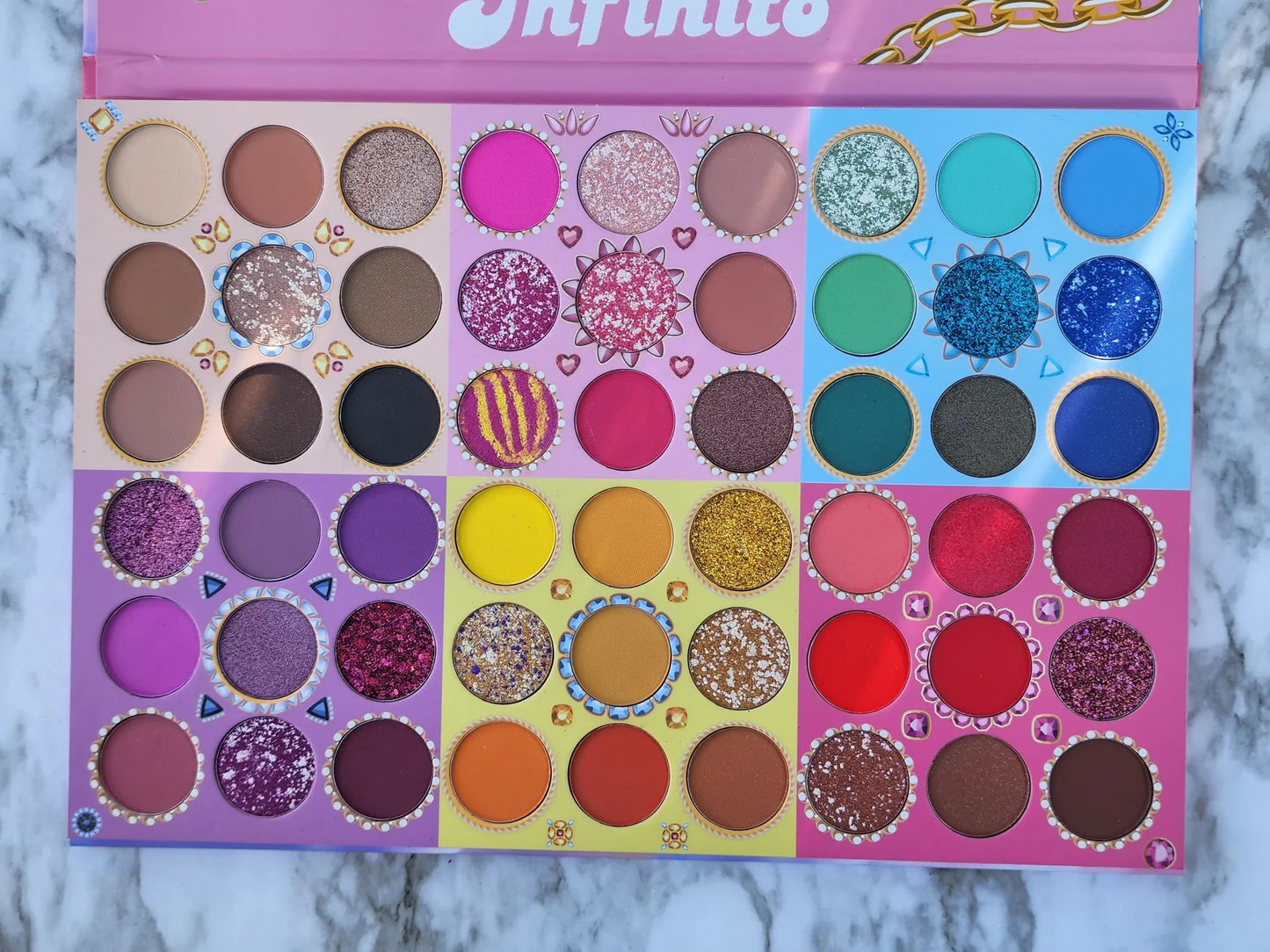 Pawfect - Gemas Del Infinito Eyeshadow Palette