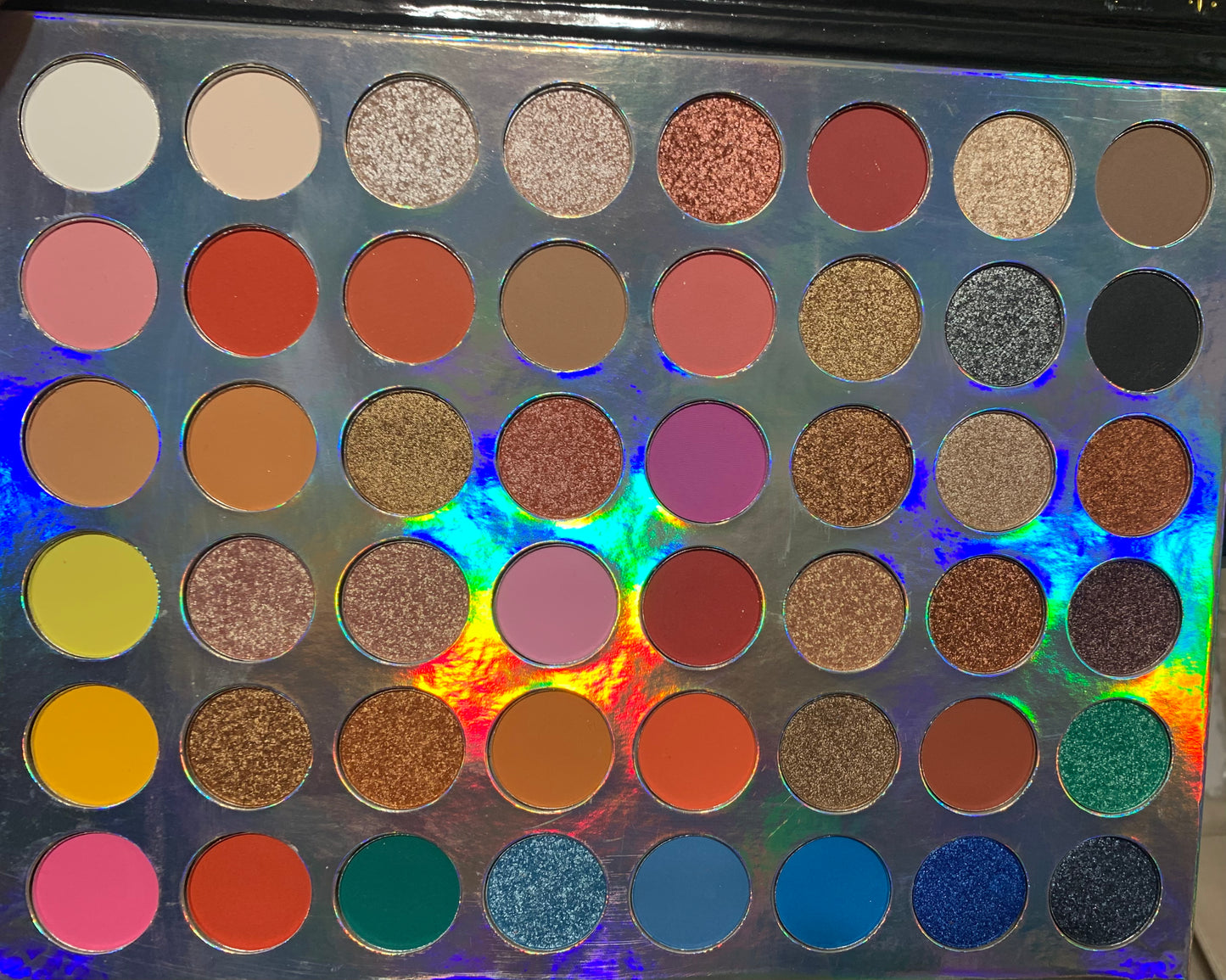 Bloomshell - Pure Beauty Eyeshadow Palette