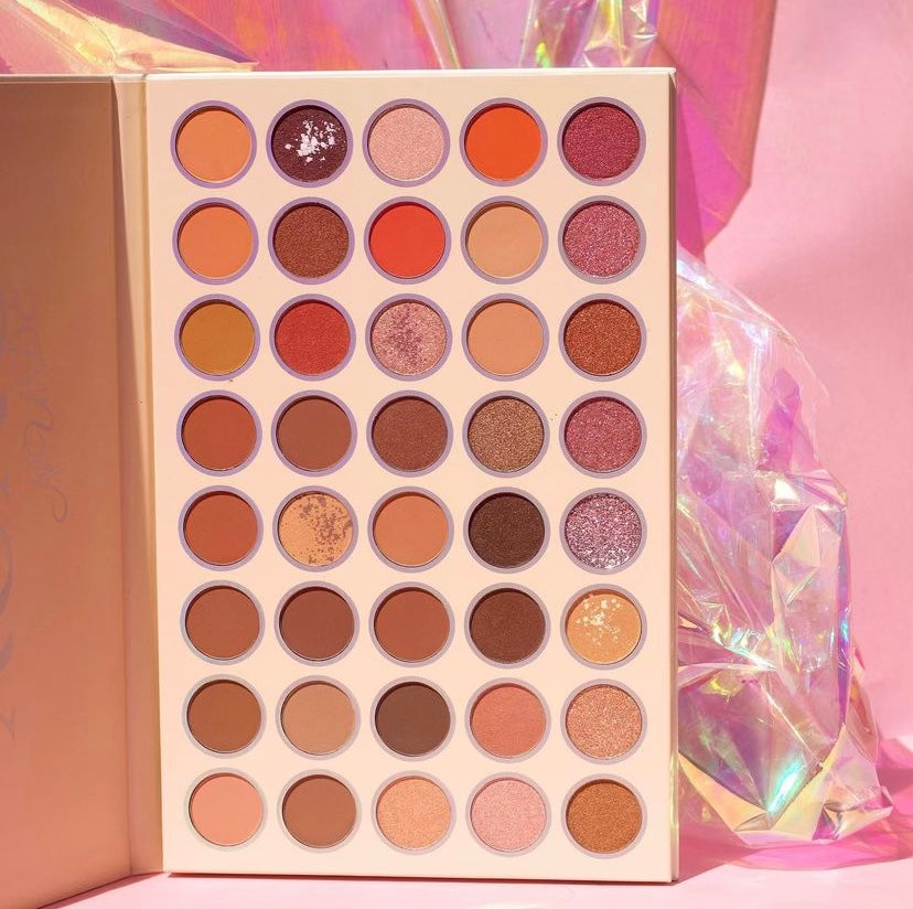 BB&W Cosmetics - XOXO Nude Eyeshadow Palette
