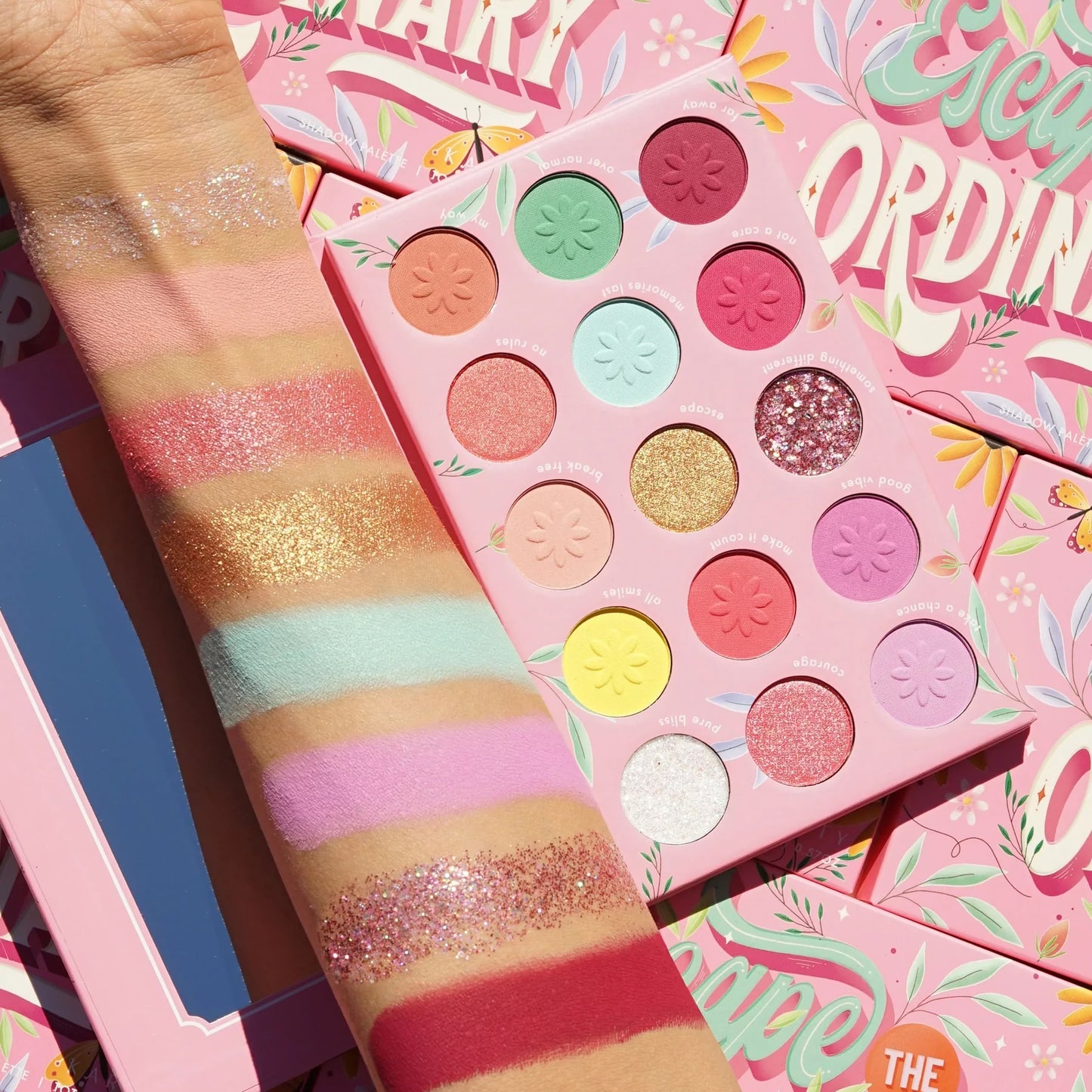 Kara Beauty - Escape The Ordinary Eyeshadow Palette